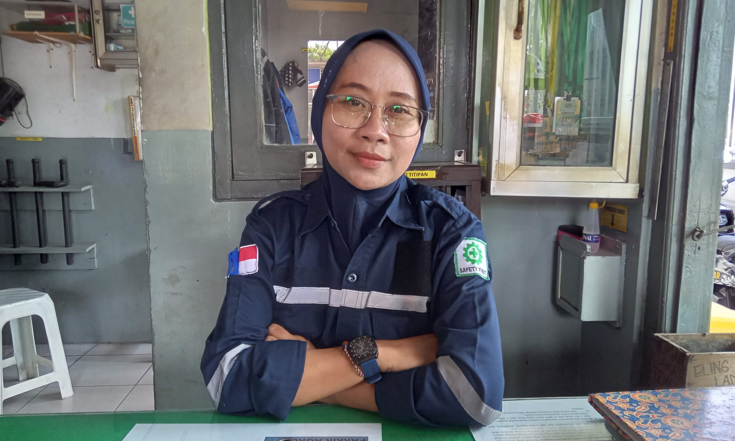 Perempuan Buruh Pabrik Rokok - Bojonegoro Raya