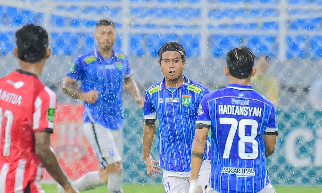 Persibo vs Deltras - Bojonegoro Raya (2)