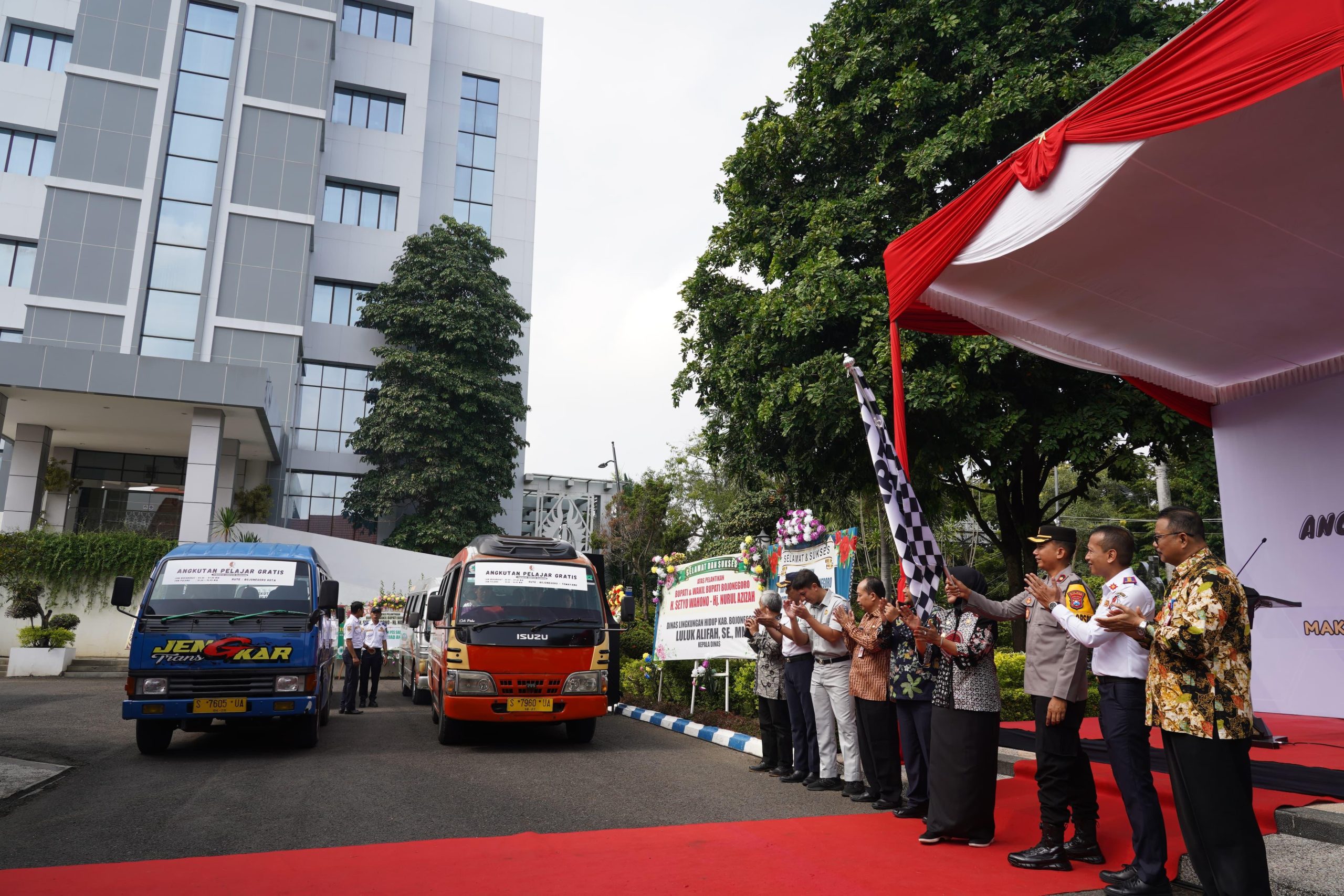 Angkutan Pelajar Gratis - Bojonegoro Raya