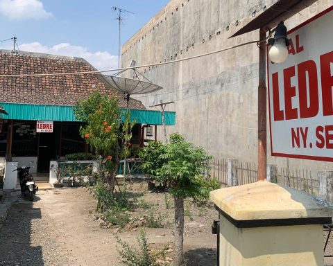 TEMPAT LAHIR LEDRE: Rumah mendiang Min Tjie di Pecinan Padangan, Sabtu (3/10/2026) pagi. (Foto: Yusab Alfa Ziqin/Bojonegoro Raya)